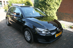 Rijlesauto Volkswagen Golf (handgeschakeld)